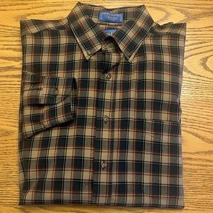 Pendleton Men’s Large 100% Wool Button Down.